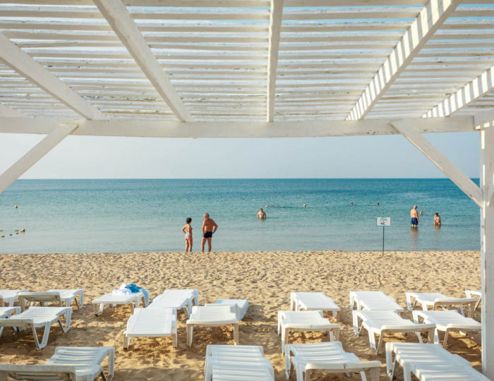 Оборудованный пляж - СКК Family Resort / Фэмили Резорт